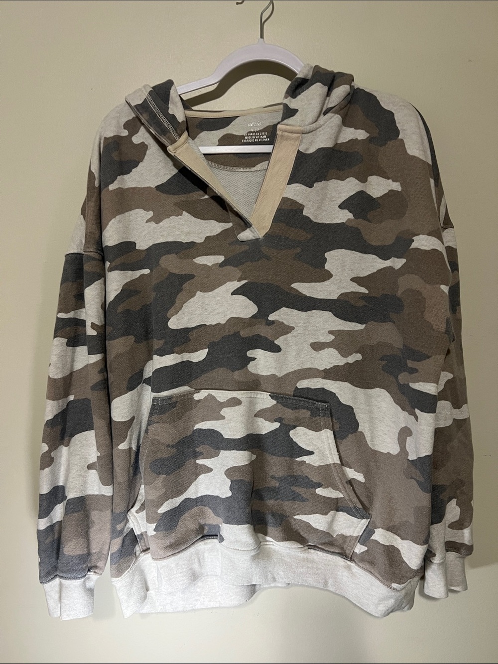 aerie Women's Camo Hoodie - Brown, Green, Cream